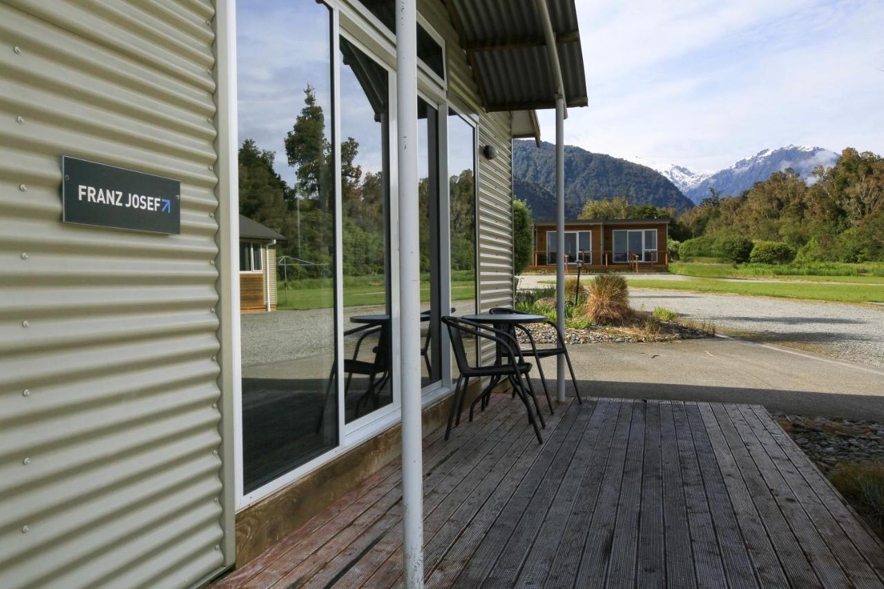 Franz Alpine Retreat Motel Exterior photo