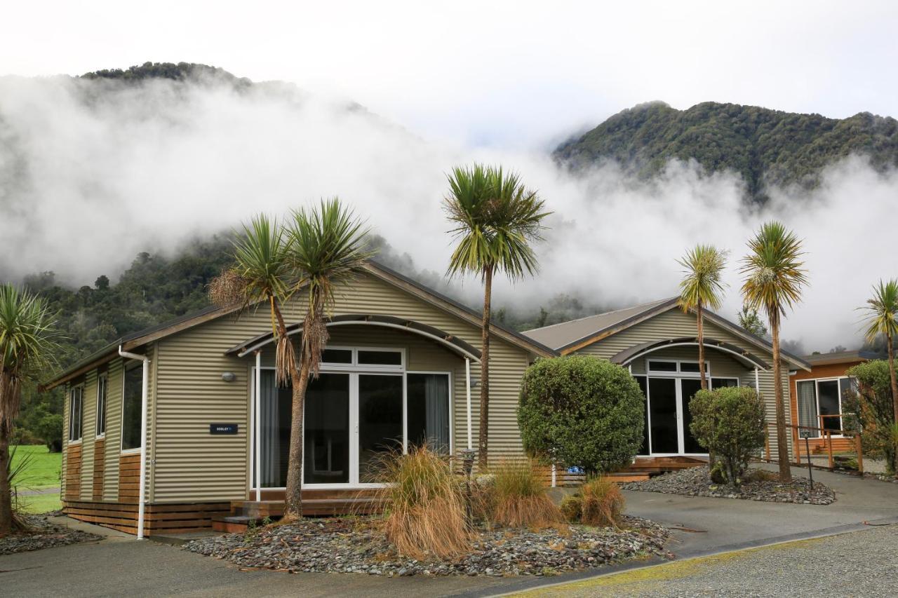 Franz Alpine Retreat Motel Exterior photo